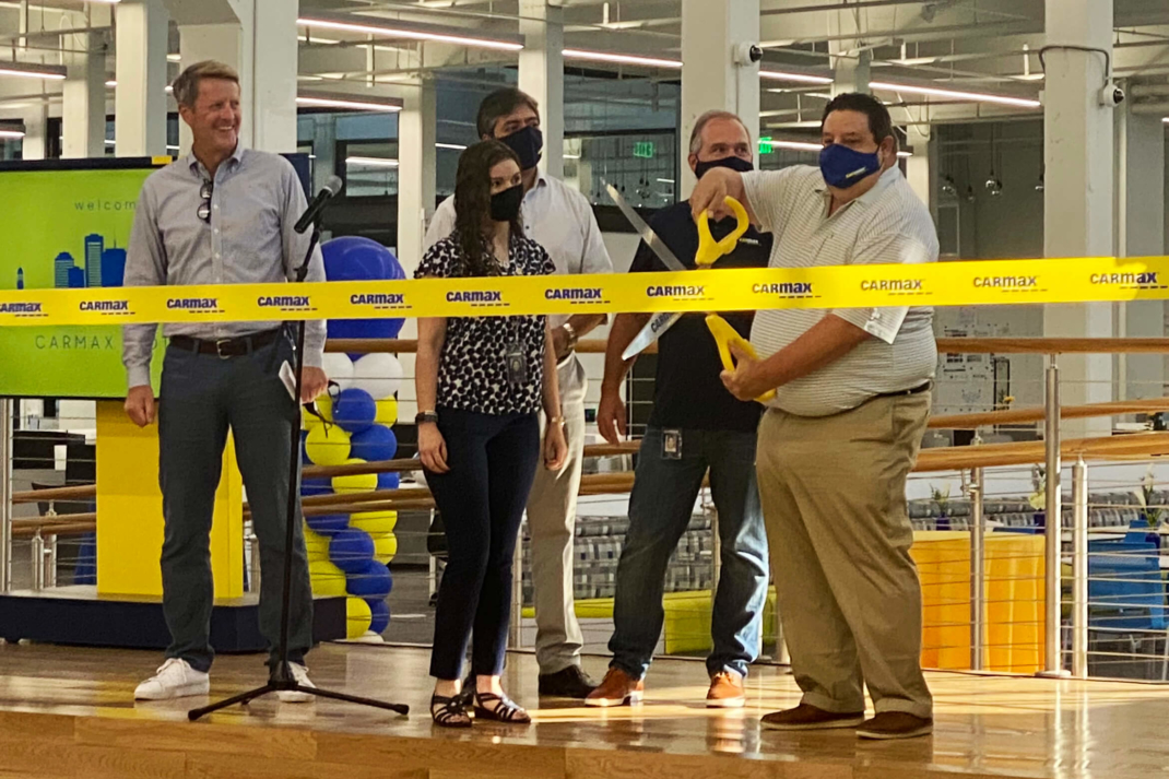 Carmax Midtown Ribbon Cutting Group